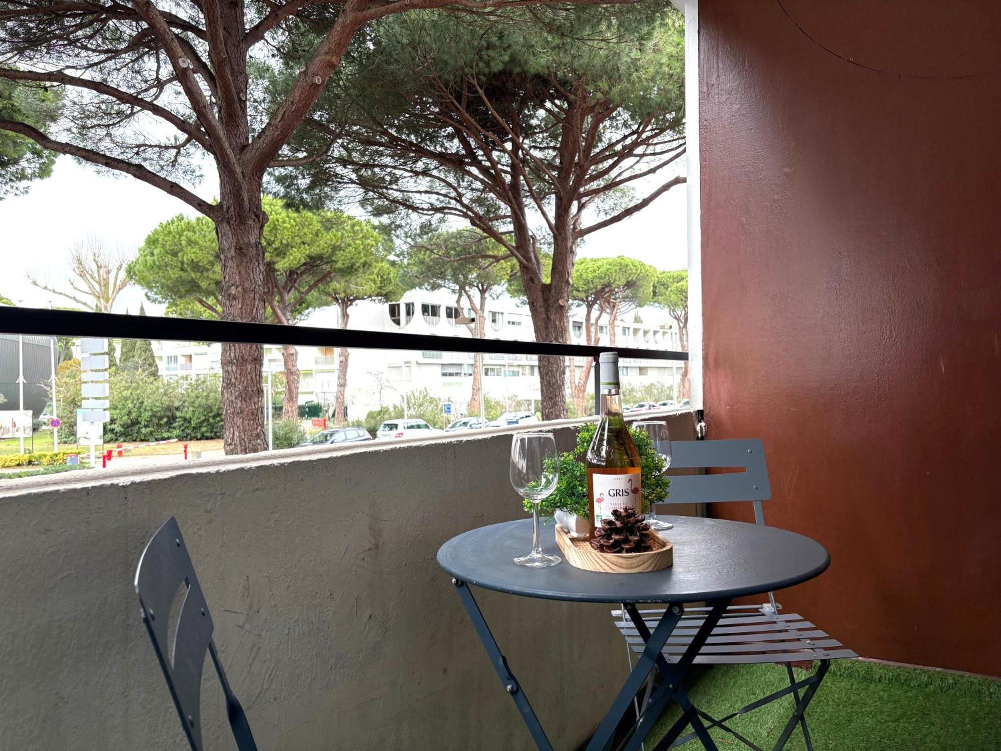 L'Amazone Studio Plein Centre Plages A 2Min Clim Wifi Sur Le Port - Top Prosconciergerie- La Grande Motte Exterior photo